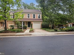 1569 McLean Commons Ct, Mclean, VA 22101