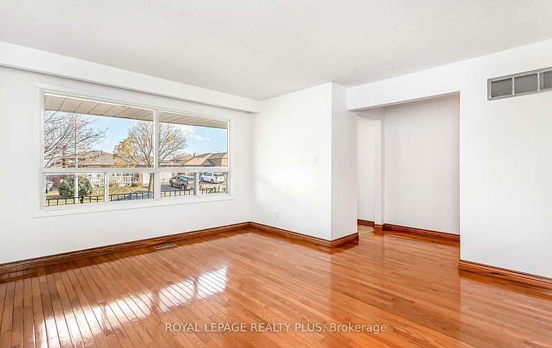 Mississauga House for rent - 3 Bedrooms — photo 13
