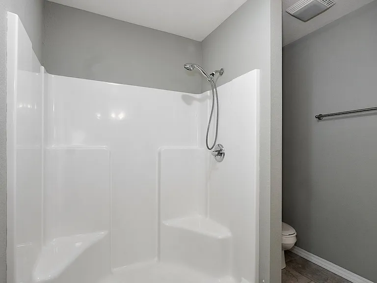 678 E Simpson St — Photo 11