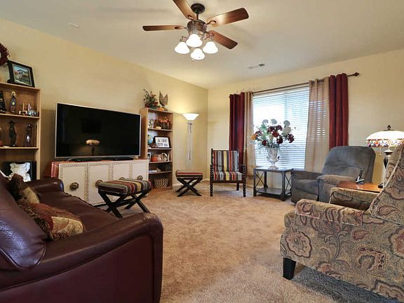 5th image of 2207 E La Vida Ave