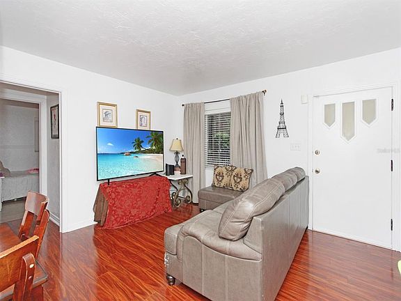 5th image of 2541 S PALMETTO AVENUE