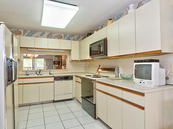 2nd image of 15244 Lakes Of Delray Blvd APT 212