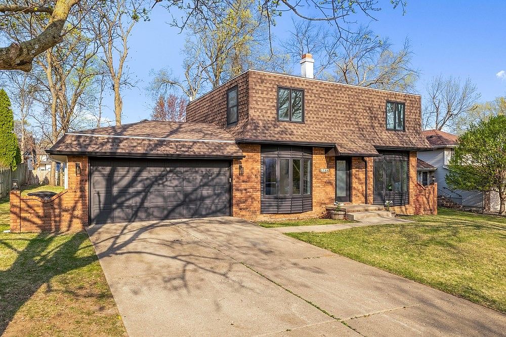 (´・ω・｀) 3706 SE 24th Ct, Des Moines, IA 50320 | Zillow