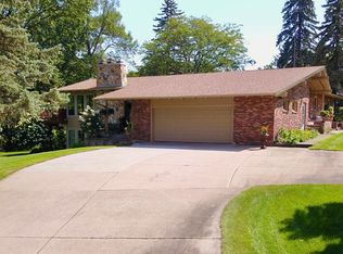 1800 Linda Ln, Saint Cloud, MN 56301