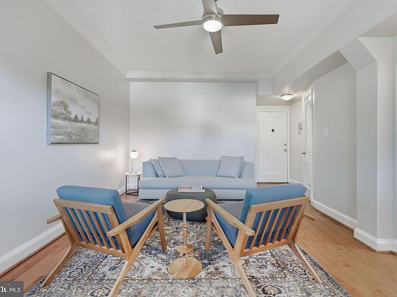 5th image of 3925 Davis Pl NW APT B7