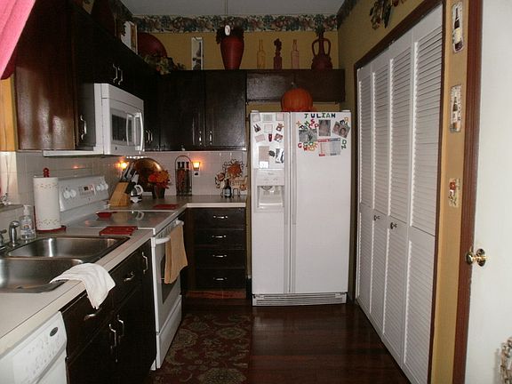 5th image of 836 Monopoly Ct