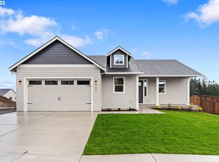702 W 10th St, La Center, WA 98629