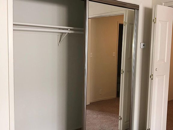 5th image of 2252 Angela Ct APT 3