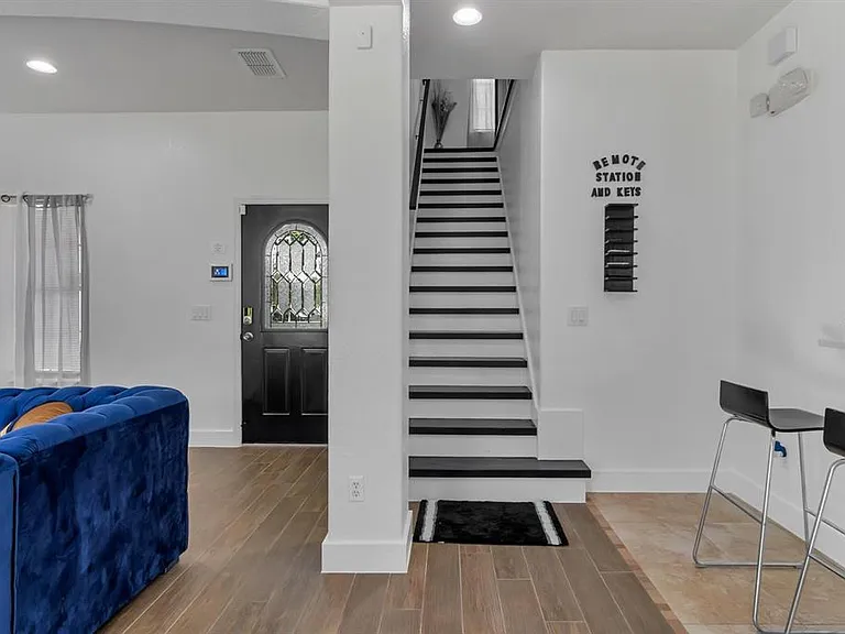 16748 Lazy Breeze Loop — Photo 25