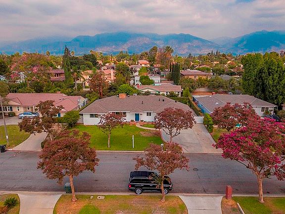 4th image of 439 Rosemarie Dr