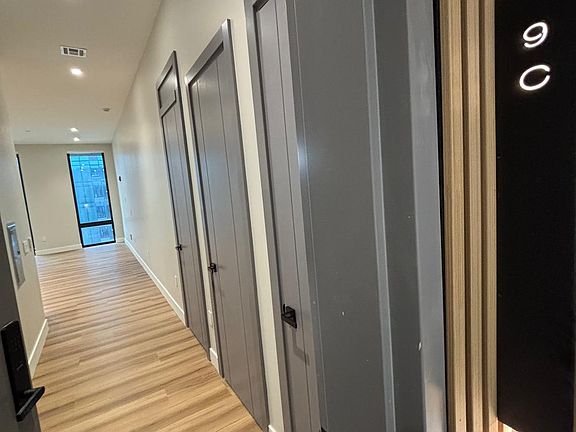 4th image of 306 Washington St #6C