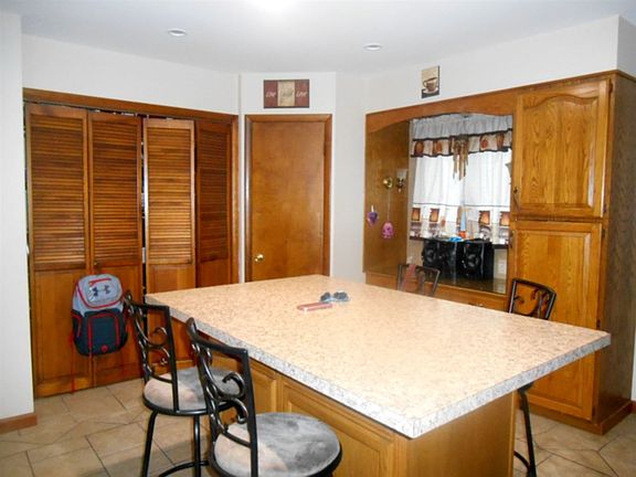 2nd image of 43 Howard St