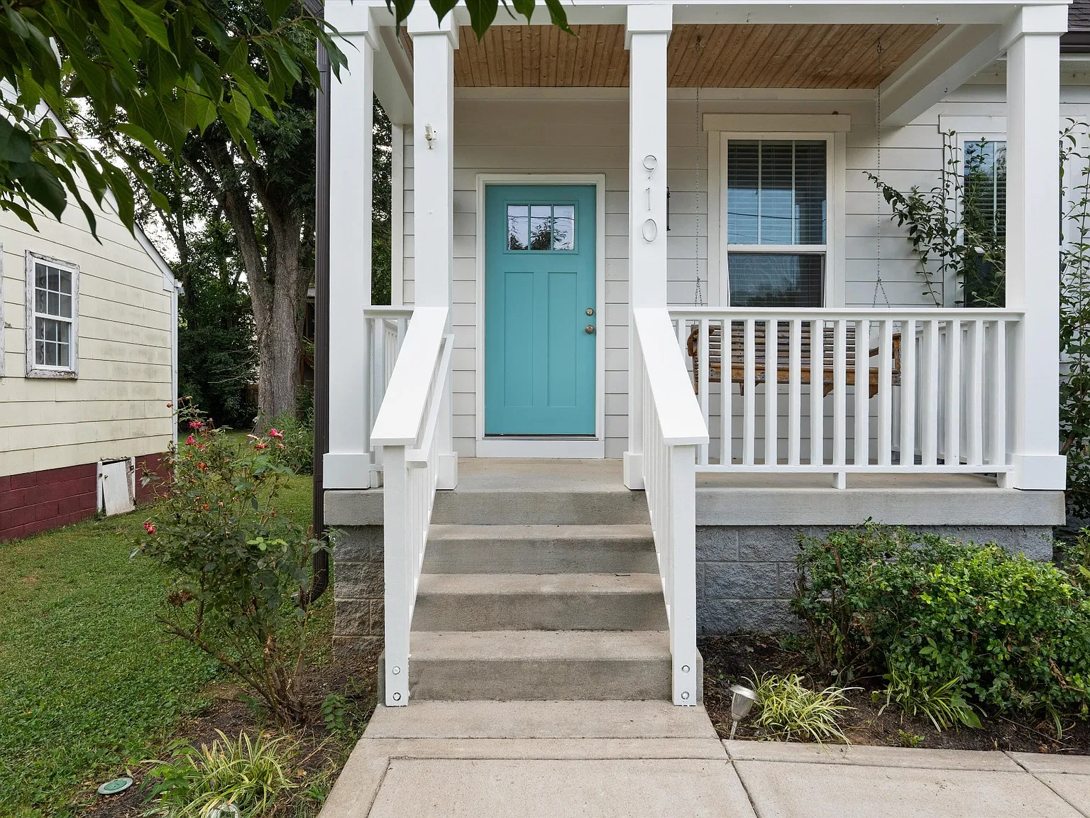 910 Trice Dr — Photo 2