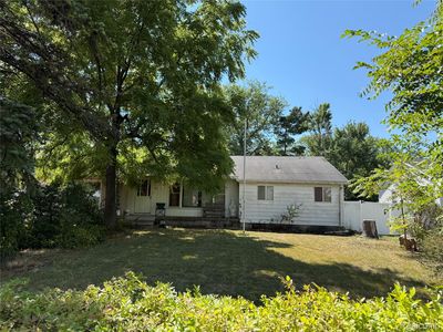 3245 Van Horn Rd, Trenton, MI, 48183