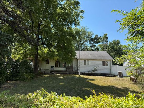 3245 Van Horn Rd, Trenton, MI 48183