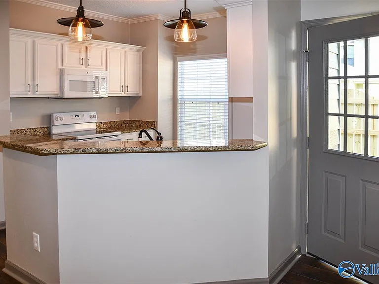 101 Bridle Trace Ln #101 — Photo 3