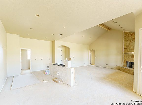 2nd image of 138 Pine Valley Dr