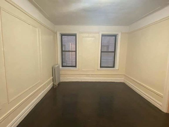 2nd image of 144 E 208th St APT Ge