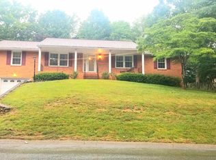 5252 Fordwick Dr, Roanoke, VA 24018