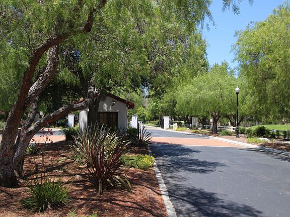 4th image of 3123 Olive Knoll Pl