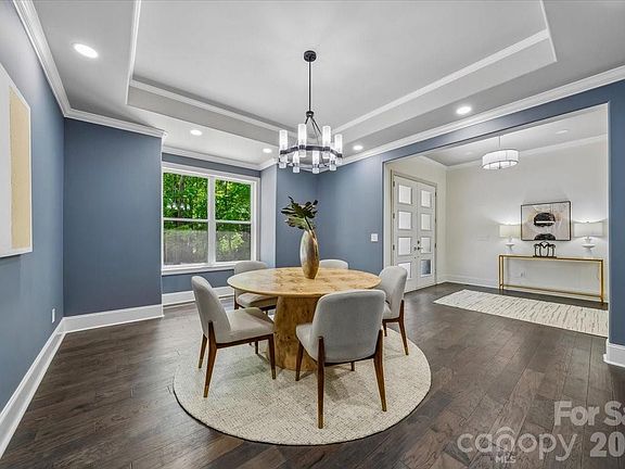 4th image of 641 Cottonfield Cir