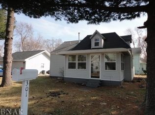 301 E Chestnut St, Hudson, IL 61748