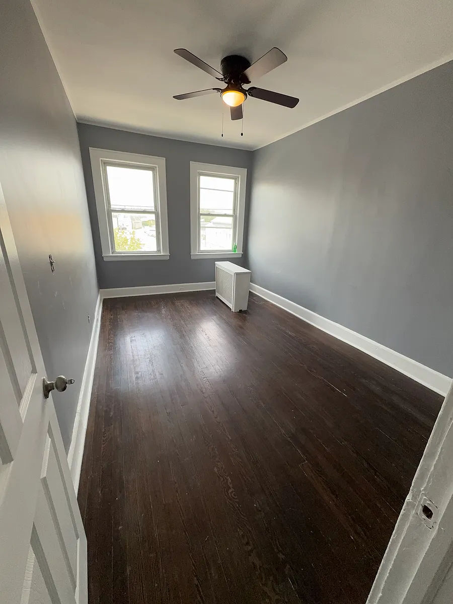 Building Photo - 20 Heckel St #2