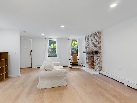 3rd image of 168 Prospect Park SW #1