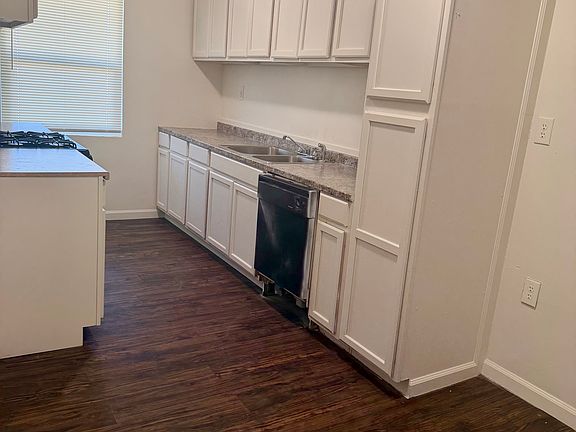 2nd image of 309 Warren Ave