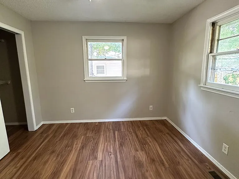 209 S Dale Ave — Photo 19