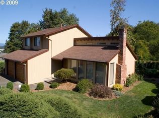 712 SW Miller Ct, Gresham, OR 97080