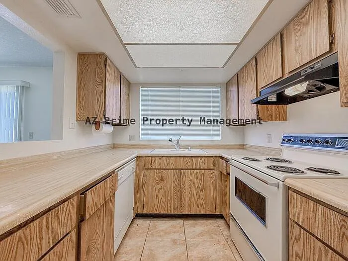 812 W Duke Dr — Photo 9