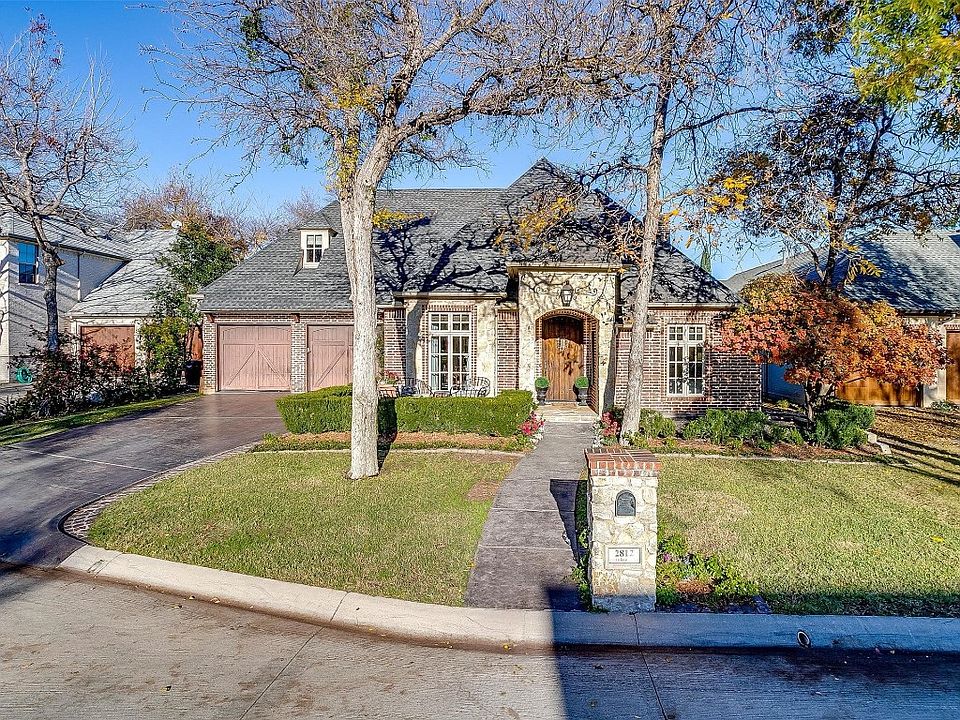 1st image of 2812 River Forest Dr
