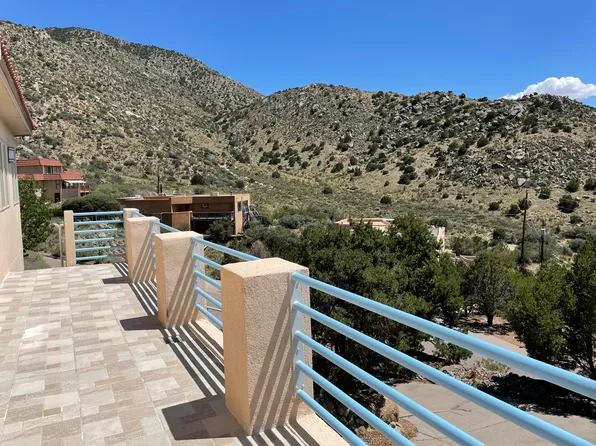 13605 Deer Trail Pl NE, Albuquerque, NM 87111