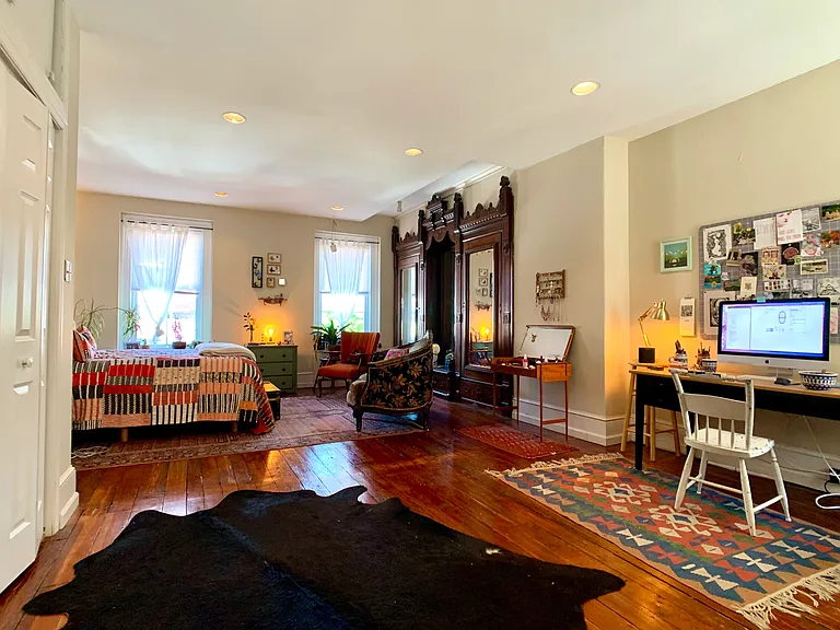 1906 W Girard Ave #2F — Photo 2