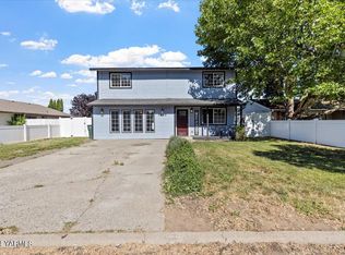 1803 Pickens Loop, Yakima, WA 98908