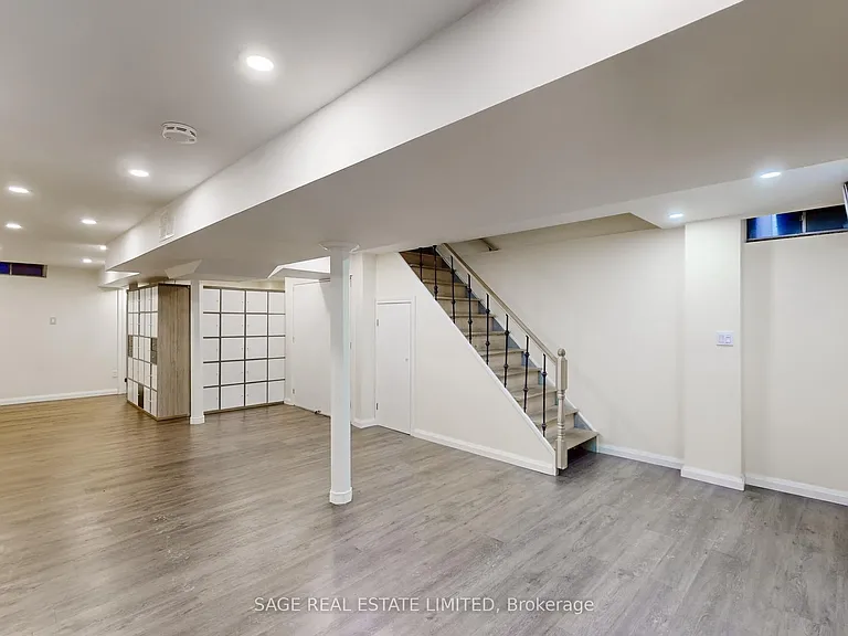 64 Durness Ave #BASEMENT — Photo 4