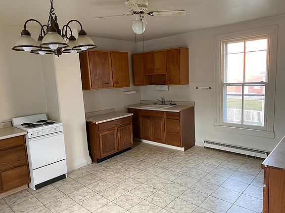 2nd image of 431 W 1st Ave #B
