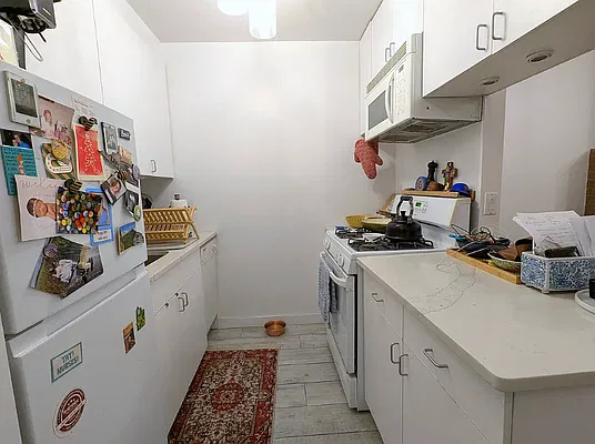 Kitchen, photo 1