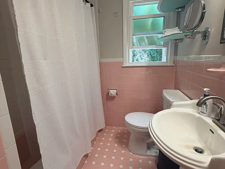 22 Long Beach Ln — Photo 8