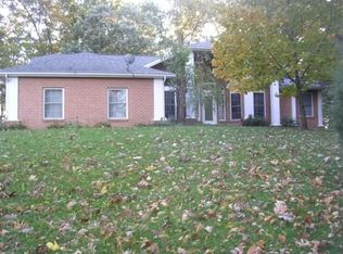 2045 N Black Oak Dr, Angola, IN 46703