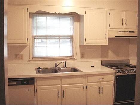 2nd image of 3401 A Regents Park Ln