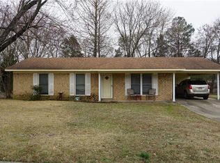 1404 N 27th St, Van Buren, AR 72956