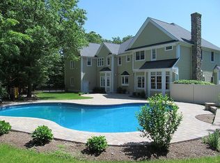 10 Turtle Creek Cir, Shrewsbury, MA 01545