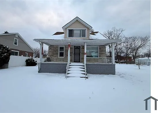 3 bed, 960 sqft, $1,300 — Photo 2