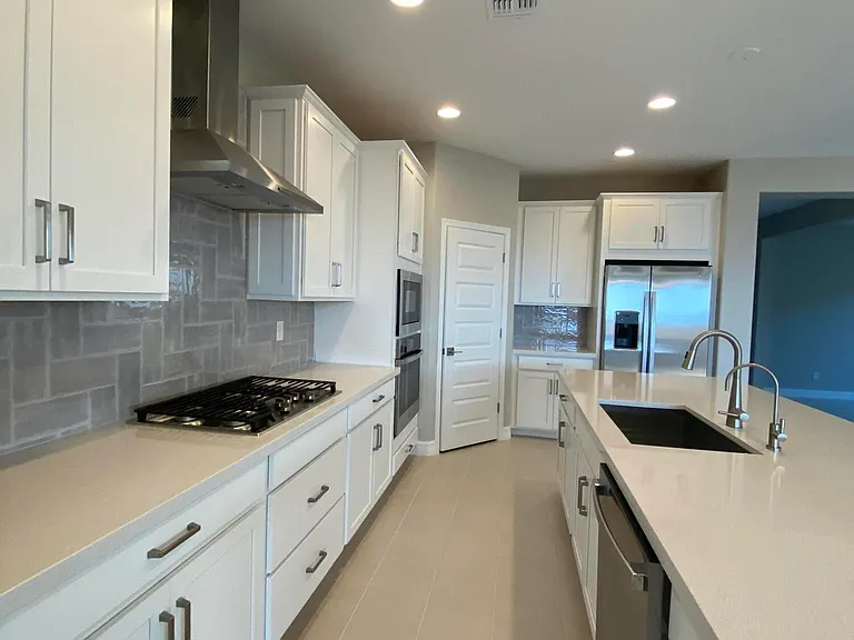 8826 W Medlock Dr — Photo 10