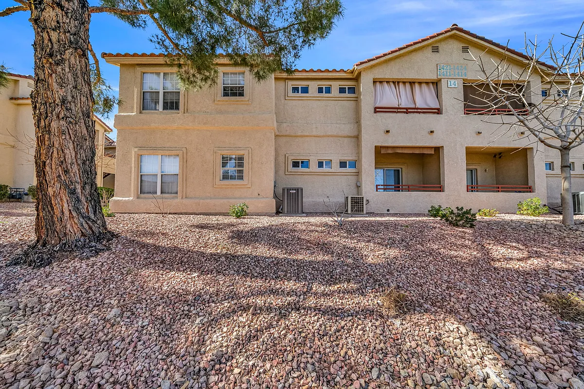Building Photo - 520 Arrowhead Trl #1411
