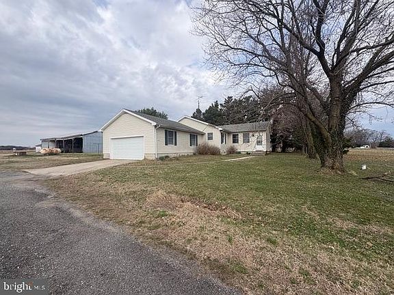 2nd image of 10870 River Rd