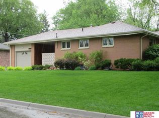 2542 Woods Blvd, Lincoln, NE 68502