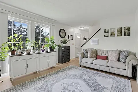 3 bed, 1560 sqft, $2,650 — Photo 2